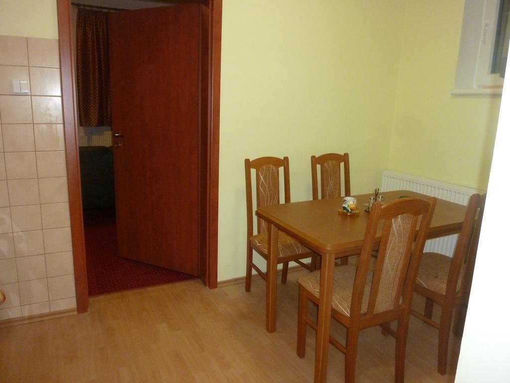 Apartment Karlovy Vary Room photo