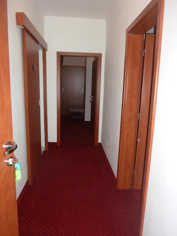 Apartment Karlovy Vary Room photo